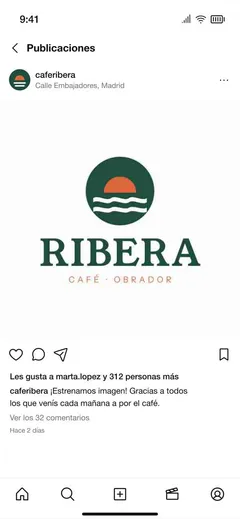 Captura de pantalla de un móvil con el logo de Café Ribera en una publicación